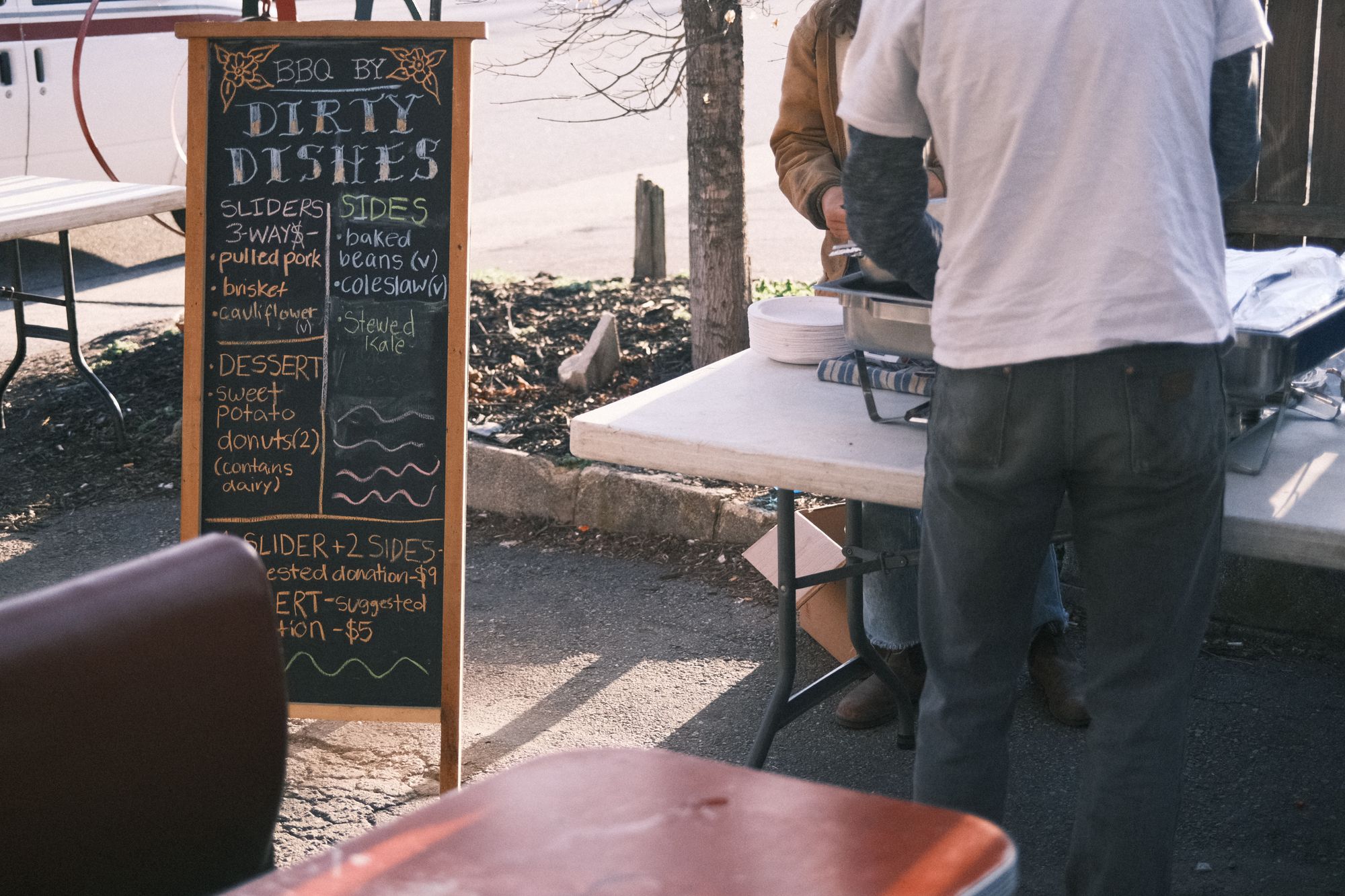 Benefit Concert Showcases Queer Country Music, BBQ, and Solidarity.